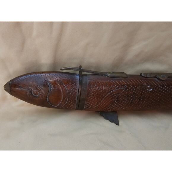 Vintage Wood and Brass Fish Carving Set - Picture 14 of 14